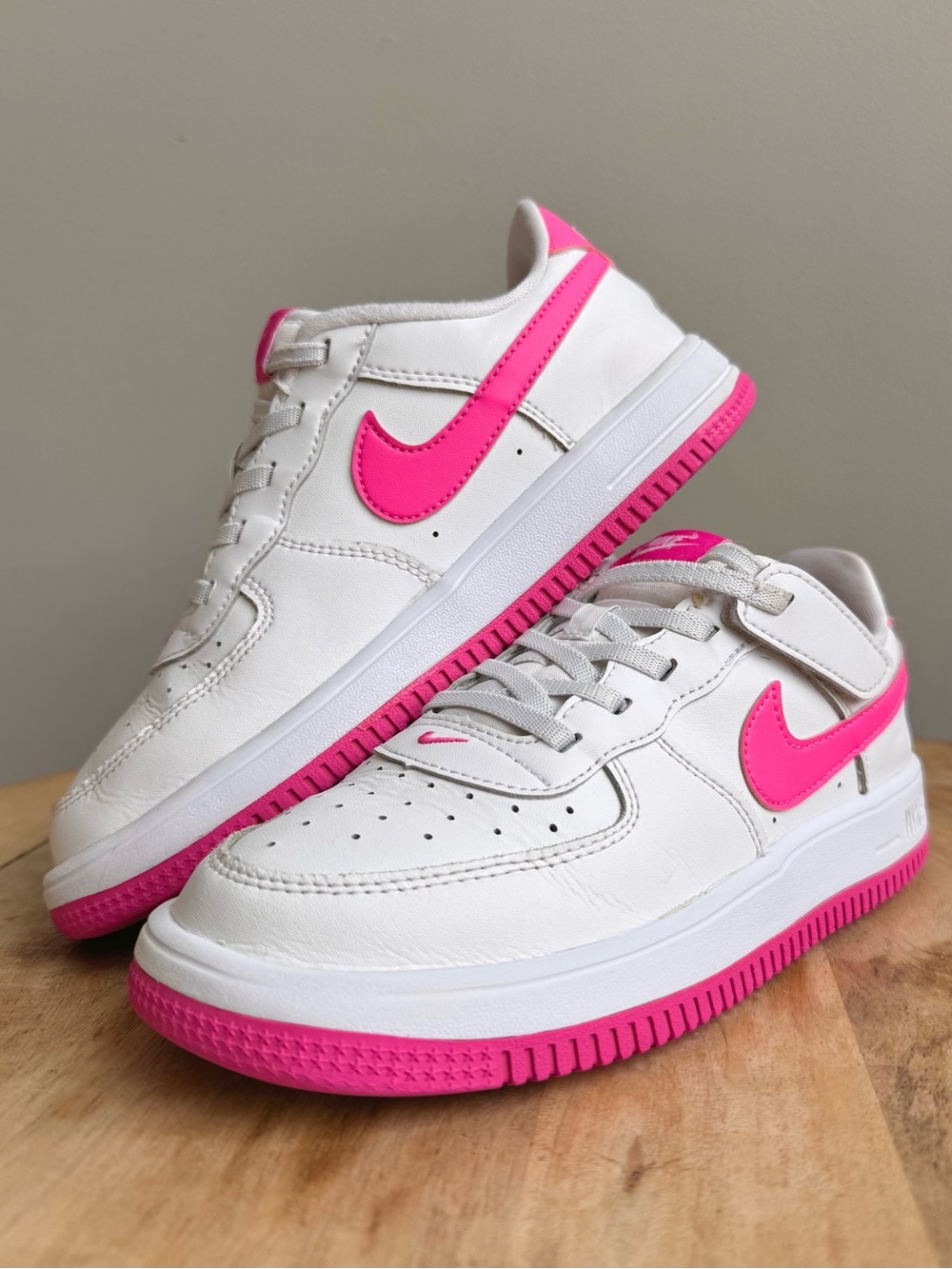 Nike Force 1 Low EasyOn FN0237-102 Kids Size 3Y White Laser Fuchsia Sneakers